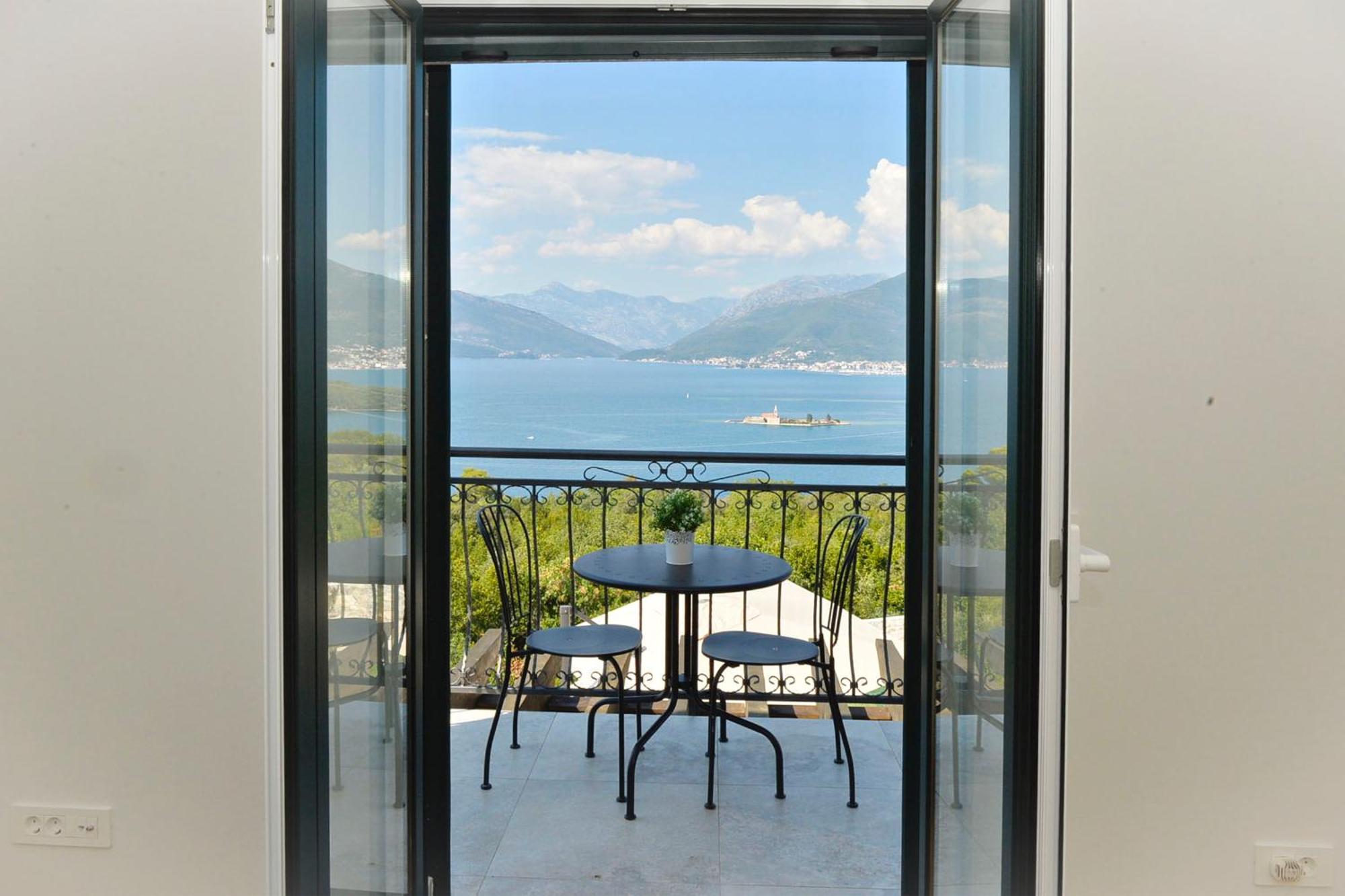Villa Vista Azzurra Tivat Exterior foto